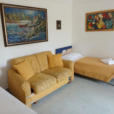 Alloggio Turistico Isabella Βεντοτένε Εξωτερικό φωτογραφία